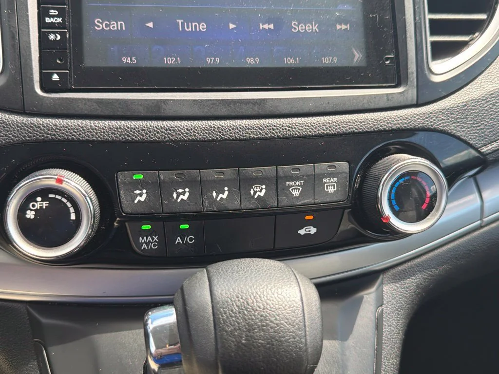 Used 2015  Honda EX image 14