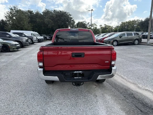 Used 2019 Red Toyota SR5 image 5
