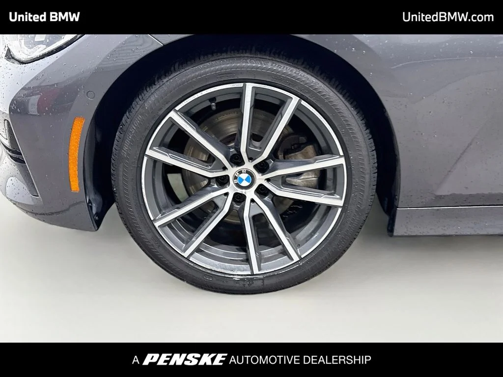 Used 2021 Mineral Grey Metallic BMW 330i image 9