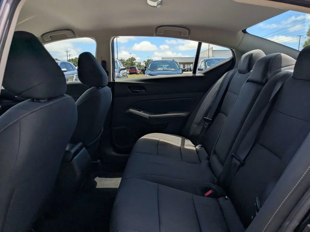 2025 Nissan Altima SV - Photo 12