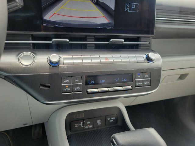 2025 Hyundai Kona SEL - Photo 21
