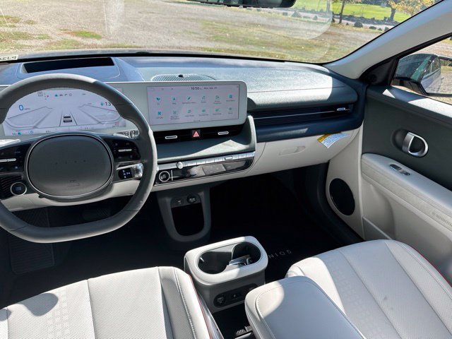 2024 Hyundai IONIQ 5 Limited - Photo 27