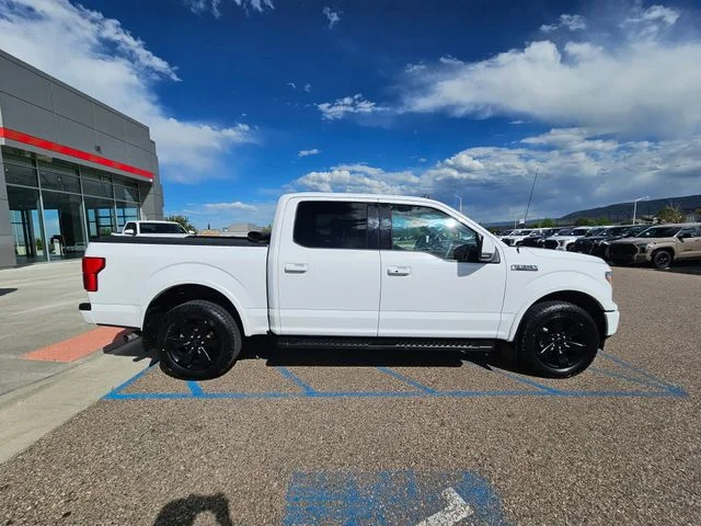 Used 2019  Ford Lariat image 4