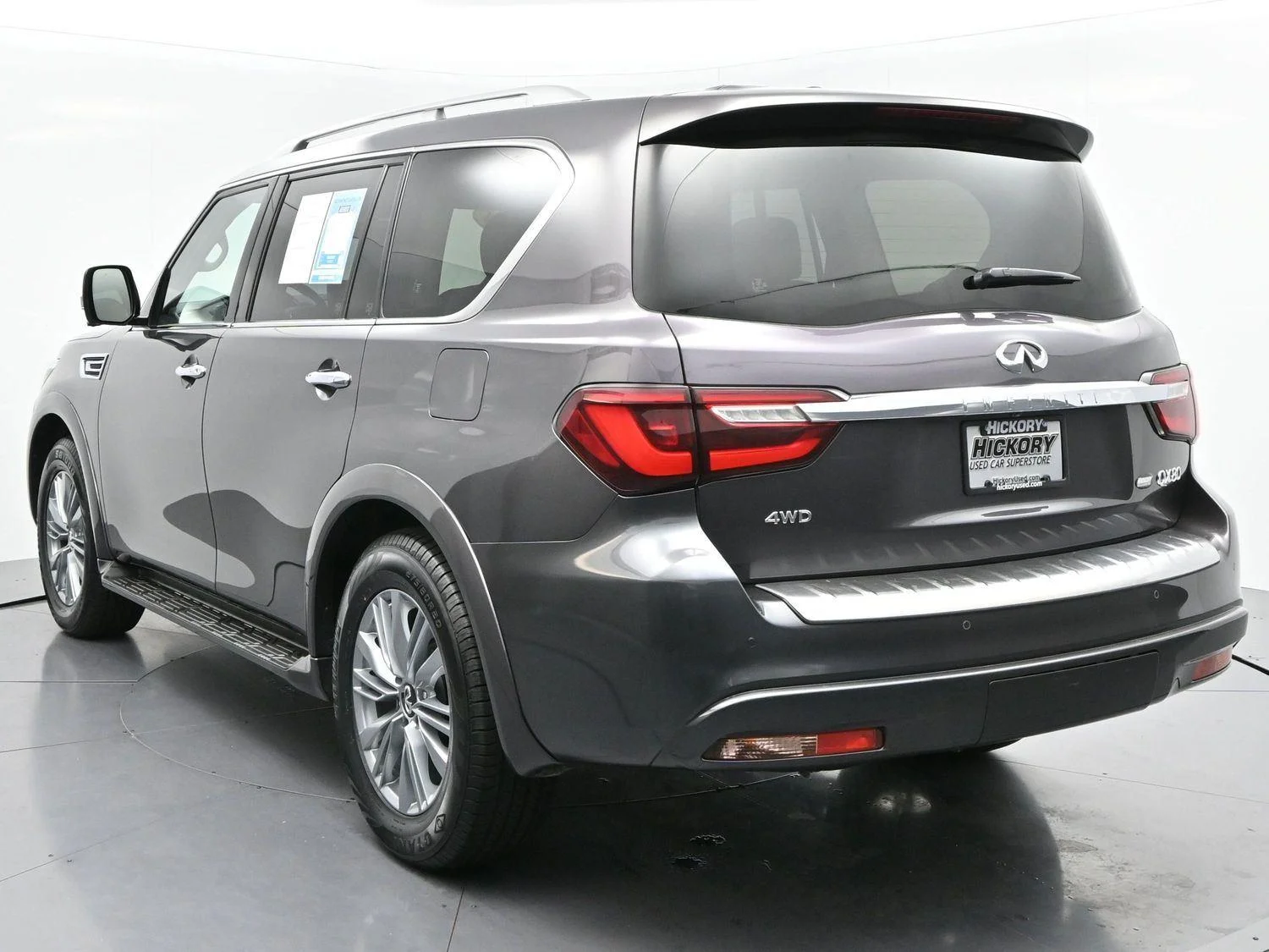 Used 2024 Anthracite Gray INFINITI LUXE image 5
