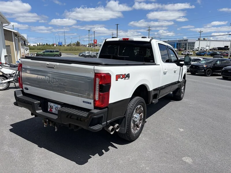 Used 2024 White Ford Super Duty King Ranch image 4