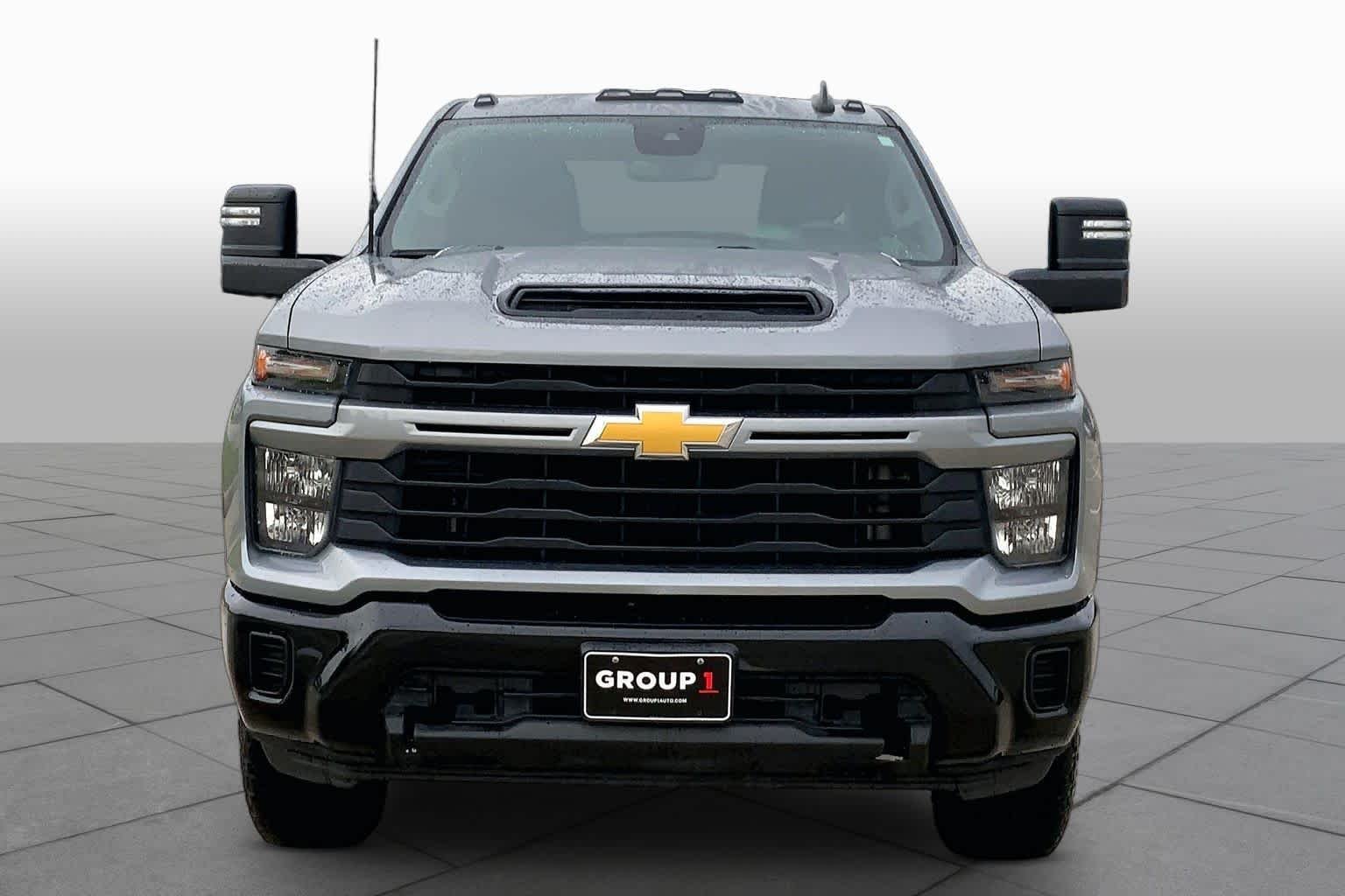 Used 2024 Sterling Gray Metallic Chevrolet Custom image 4