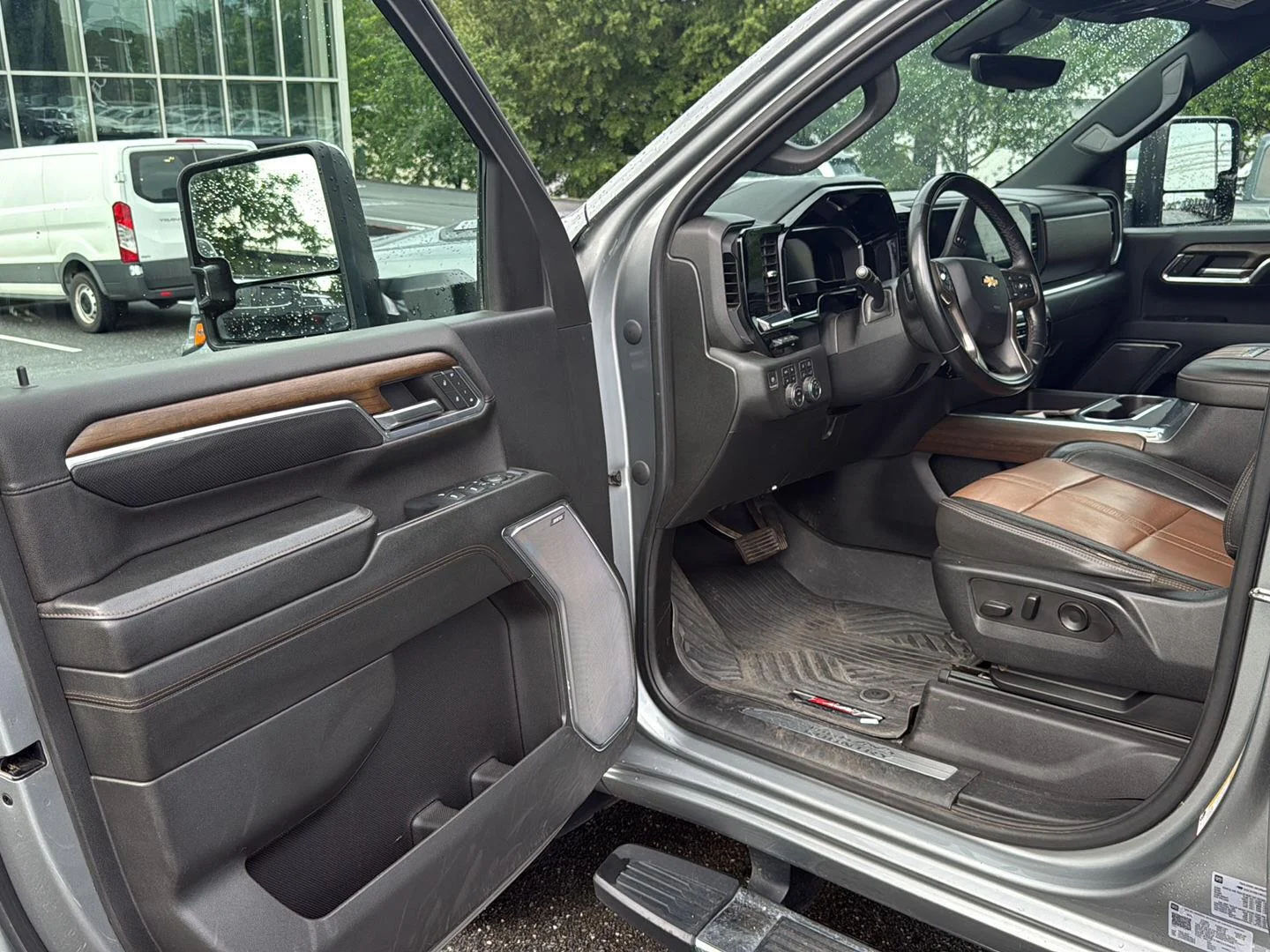 Used 2024 Sterling Gray Metallic Chevrolet High Country image 16