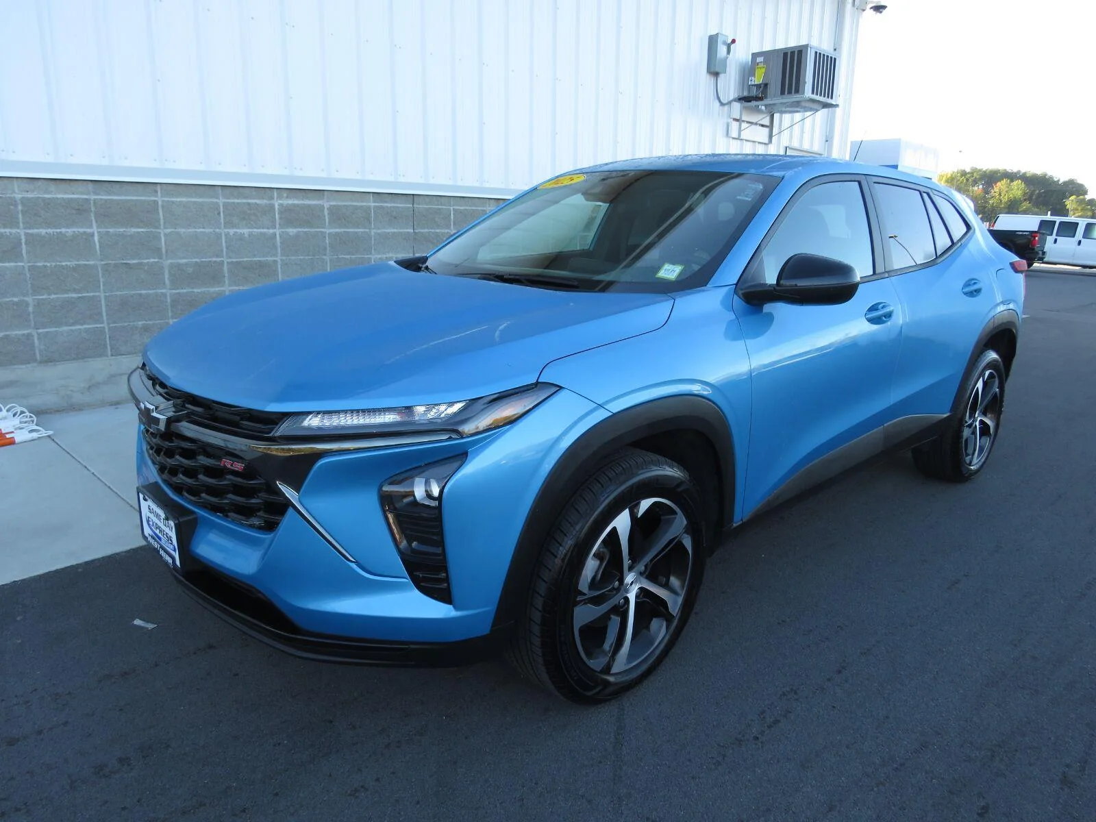 Used 2025 Marina Blue Metallic Chevrolet 1RS image 12