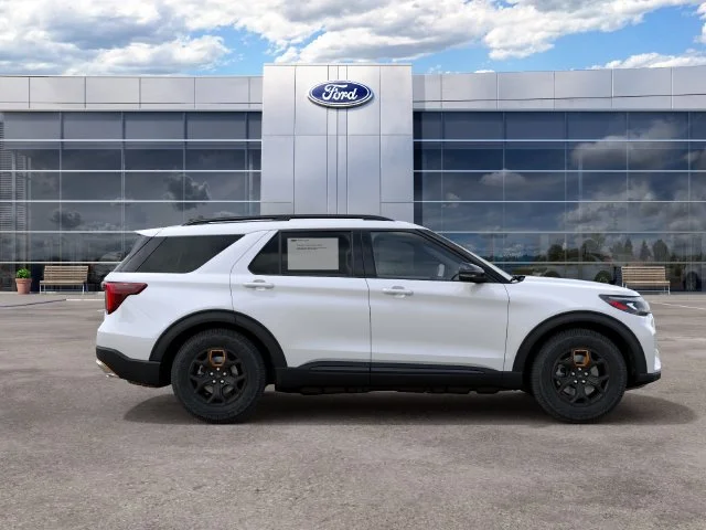 New 2027 White Metallic Ford Tremor image 5