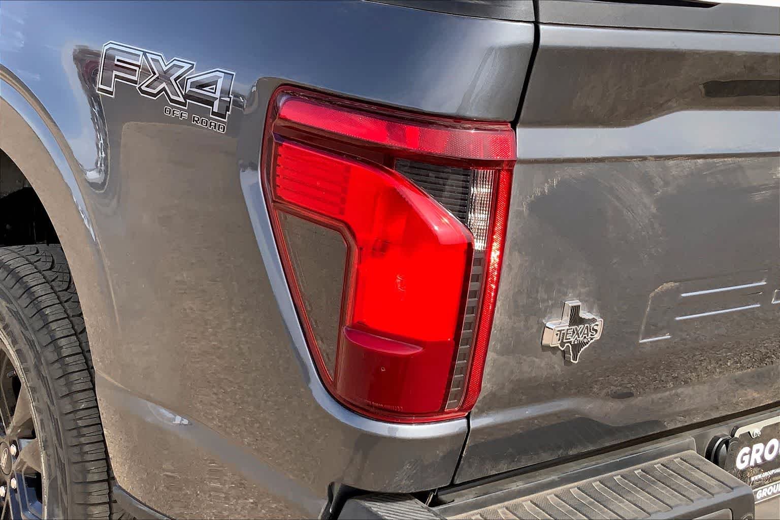 New 2026 Carbonized Gray Metallic Ford XLT image 14