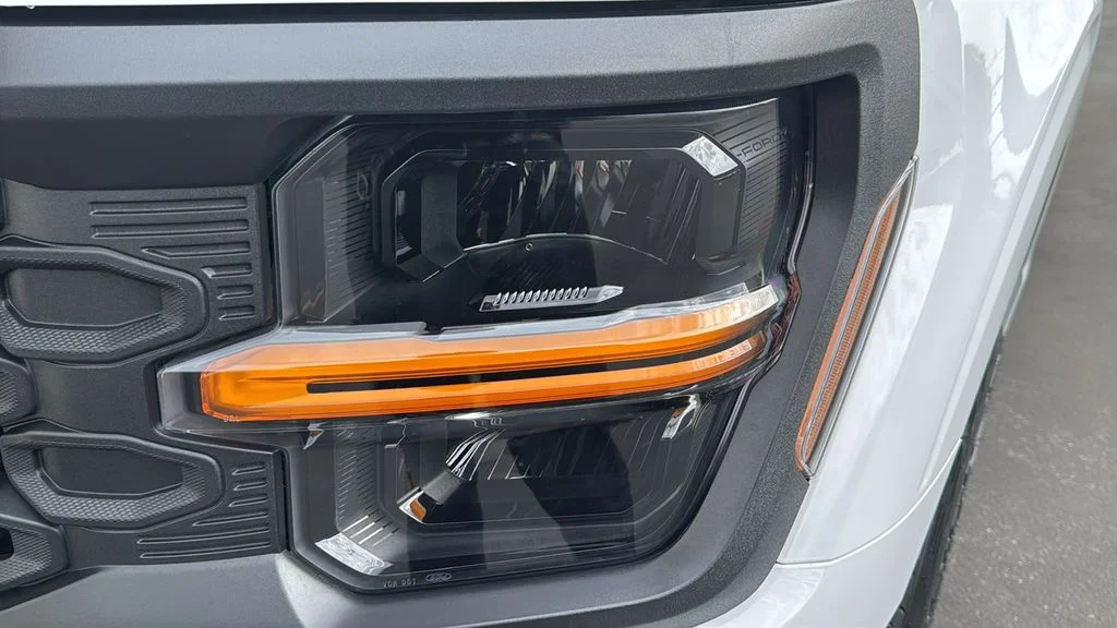 New 2026 Oxford White Ford XL image 4