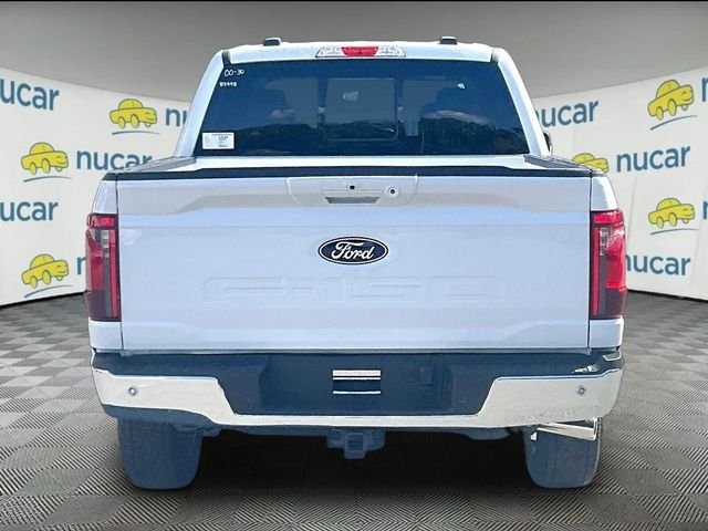 New 2026 Oxford White Ford XLT image 4