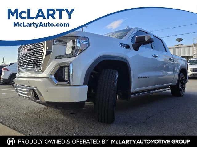 Used 2020 White GMC Denali image 1