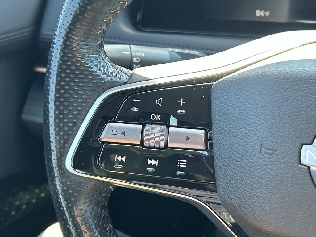 Used 2023 Black Nissan ENGAGE image 20