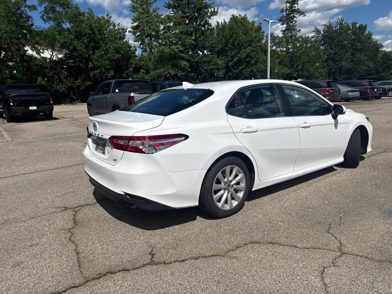 Used 2020 Super White Toyota LE image 31
