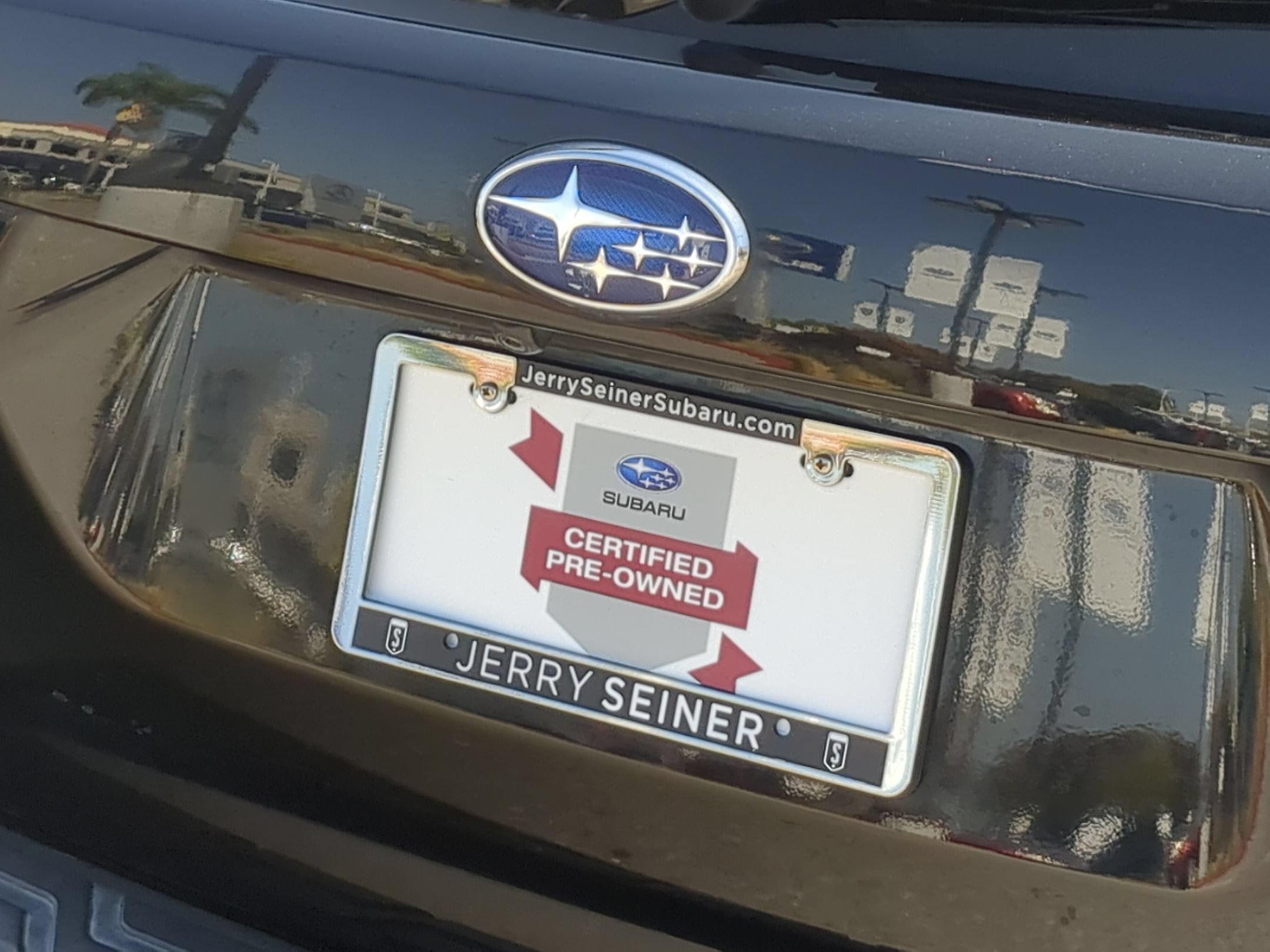 Used 2019 Crystal Black Silica Subaru Premium image 13