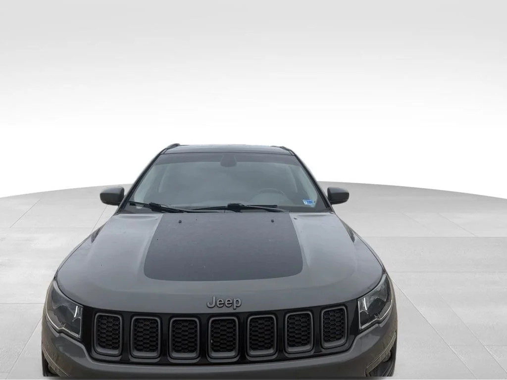 Used 2020 Gray Jeep Trailhawk image 8