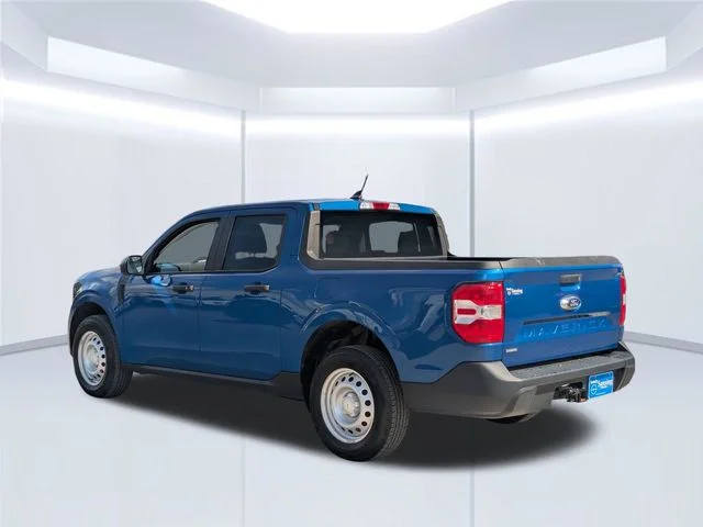 Used 2024 Blue Ford XL image 3