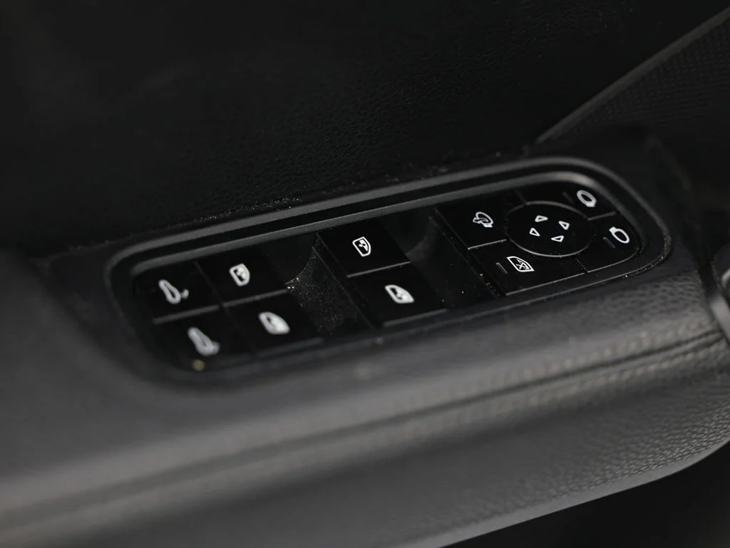 Used 2024 Gray Porsche  image 20