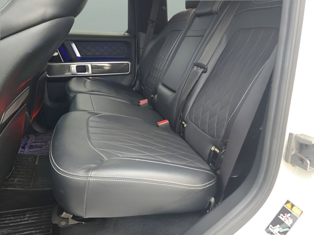 Used 2020 White Mercedes-Benz 4MATIC® image 19