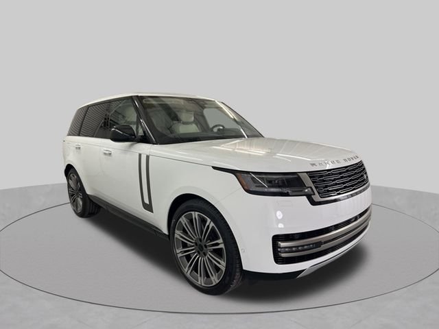 New 2026 Fuji White Land Rover SE image 3