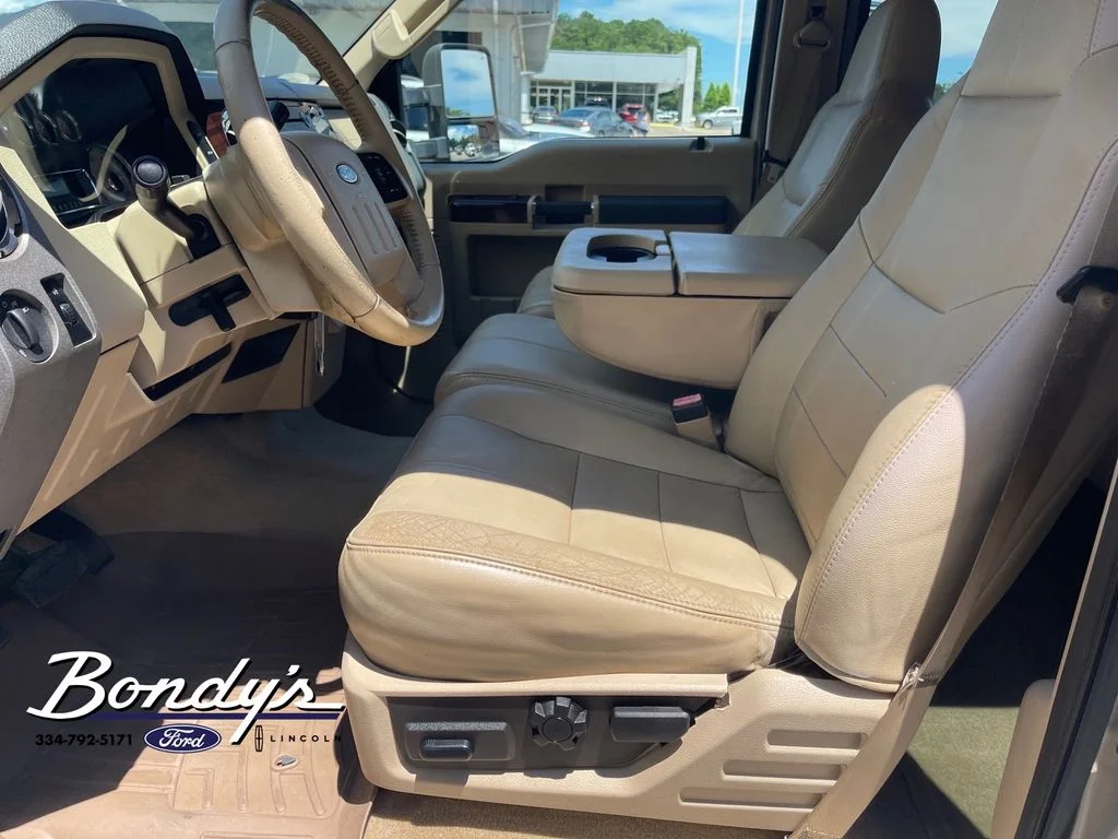 Used 2009 Beige Ford  image 10