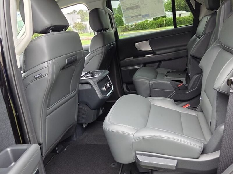 New 2026 Agate Black Metallic Ford Active image 7