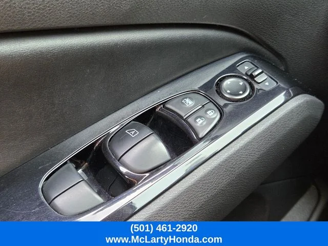 Used 2024 Silver Nissan 2.5 SR image 29