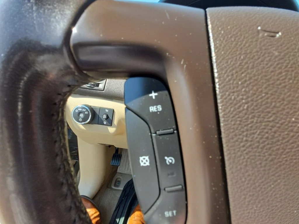 Used 2008 COCOA METALLIC Buick CXL image 26