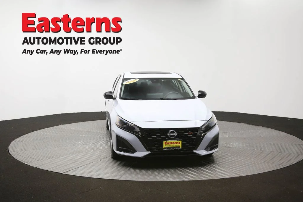Used 2023 Gray Nissan 2.0 SR image 53