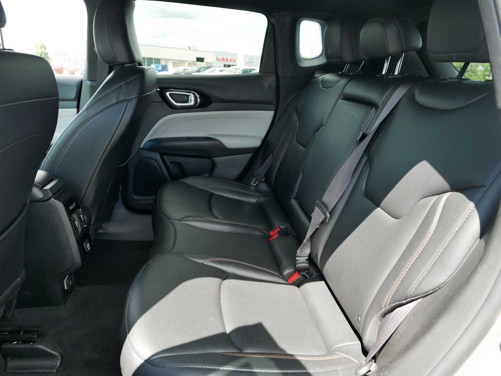 2024 Jeep Compass Limited - Photo 14