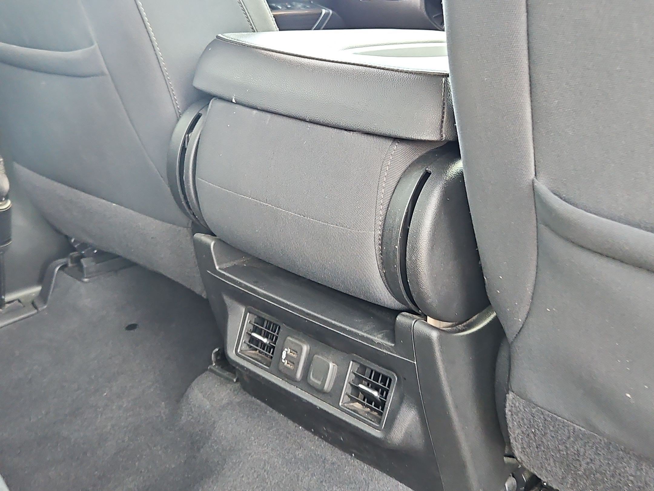2022 Chevrolet Silverado 1500 Limited LT - Photo 28
