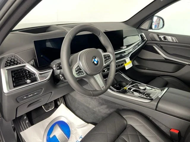 New 2026 Dravit Grey Metallic BMW sDrive40i image 12