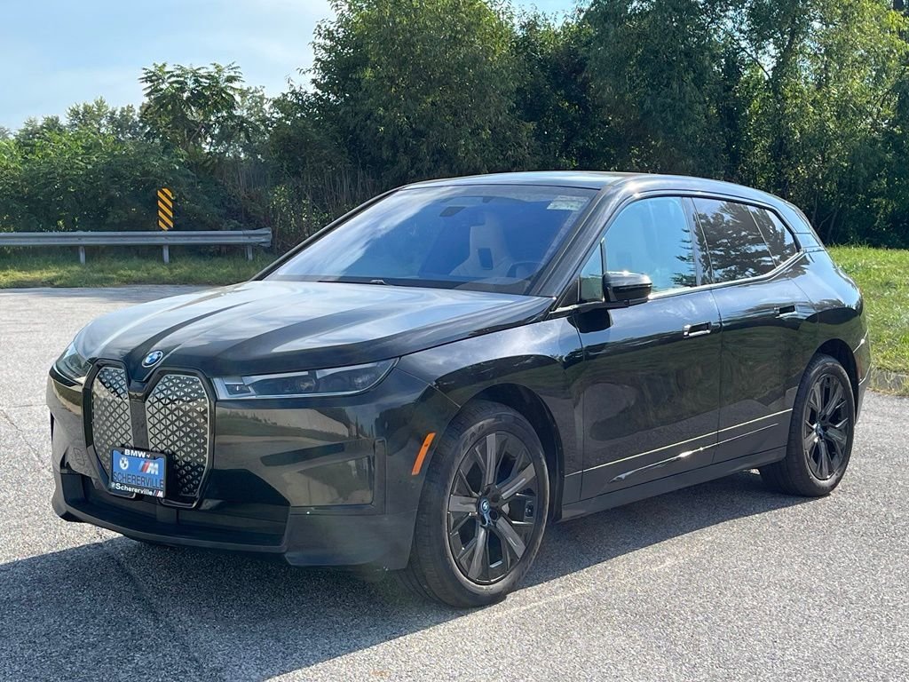 Certified Used 2024 Black BMW xDrive50 image 3