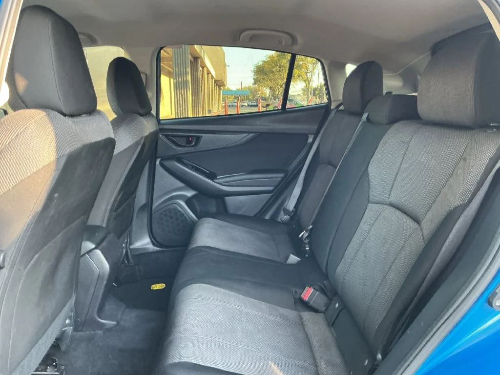 Used 2022 Blue Subaru Base image 21