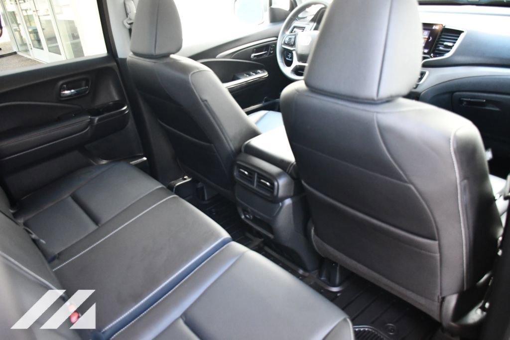 Used 2025 Black Honda RTL image 26