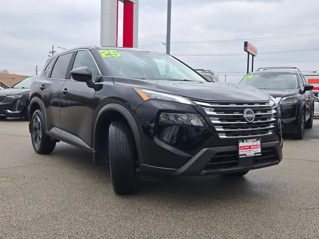 Used 2025 Black Nissan SV image 5