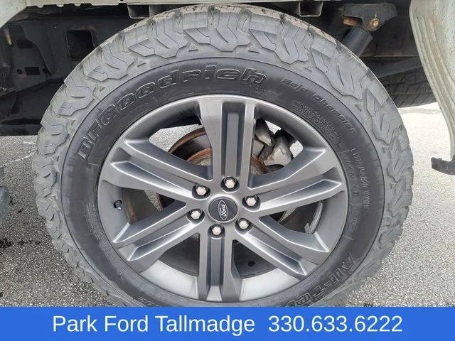 Used 2021 Oxford White Ford XLT image 9