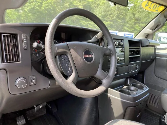 Used 2024 Summit White GMC Work Van image 13