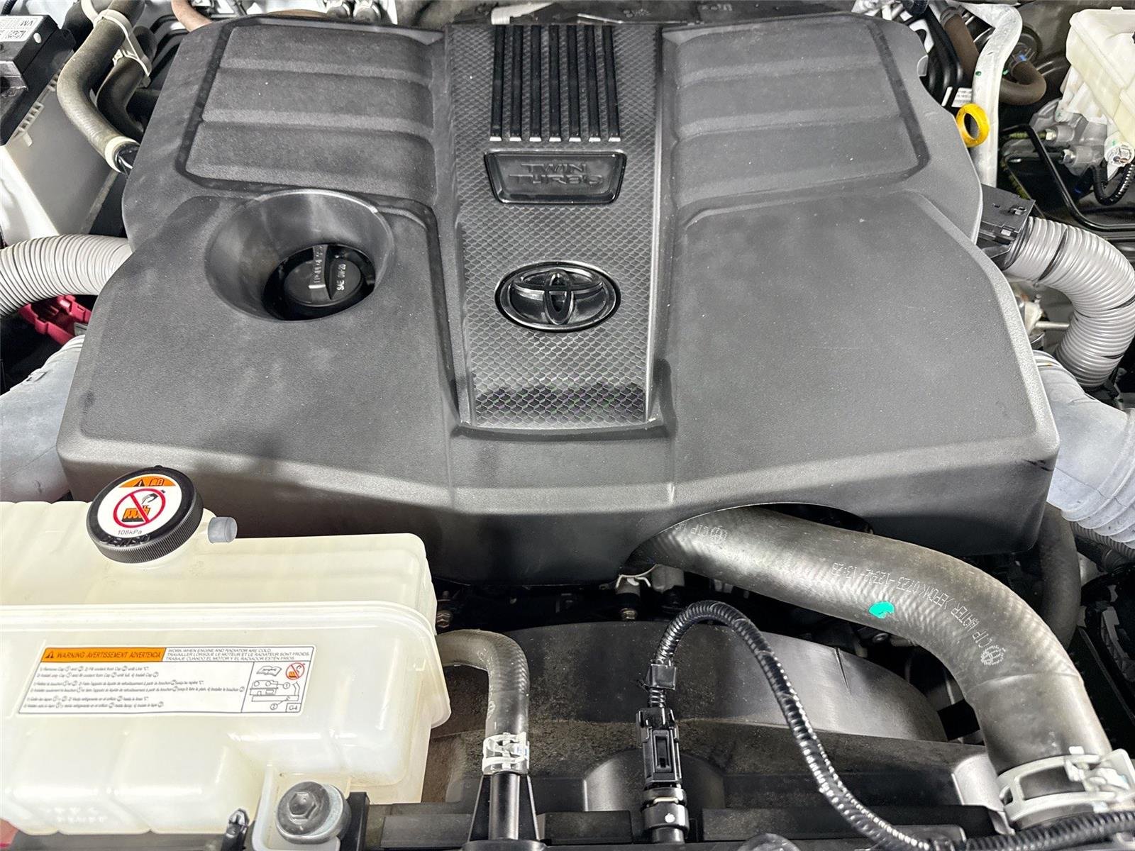 Used 2023 Ice Cap Toyota SR5 image 42