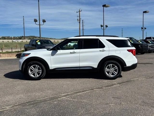 Used 2020 White Ford XLT image 2