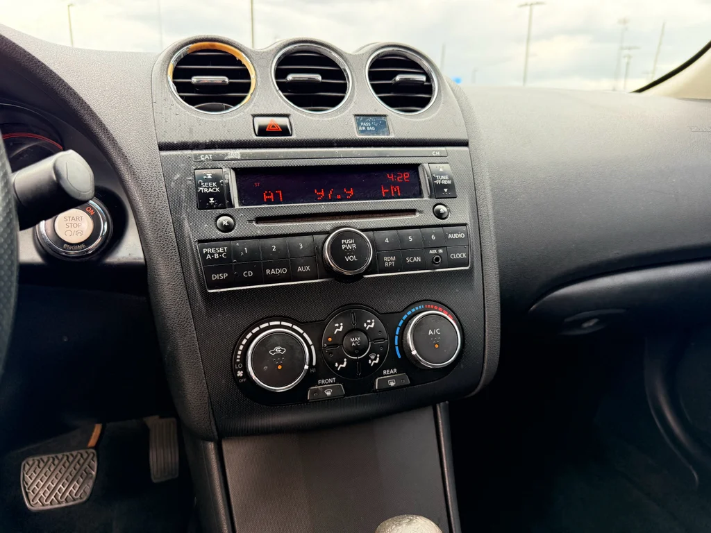 Used 2007 Super Black Nissan 2.5 S image 22