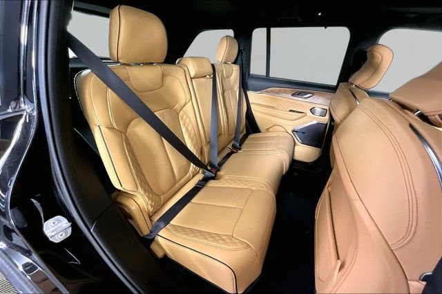 New 2026 Diamond Black Crystal Pearl-Coat Exterior Paint Jeep Summit image 11