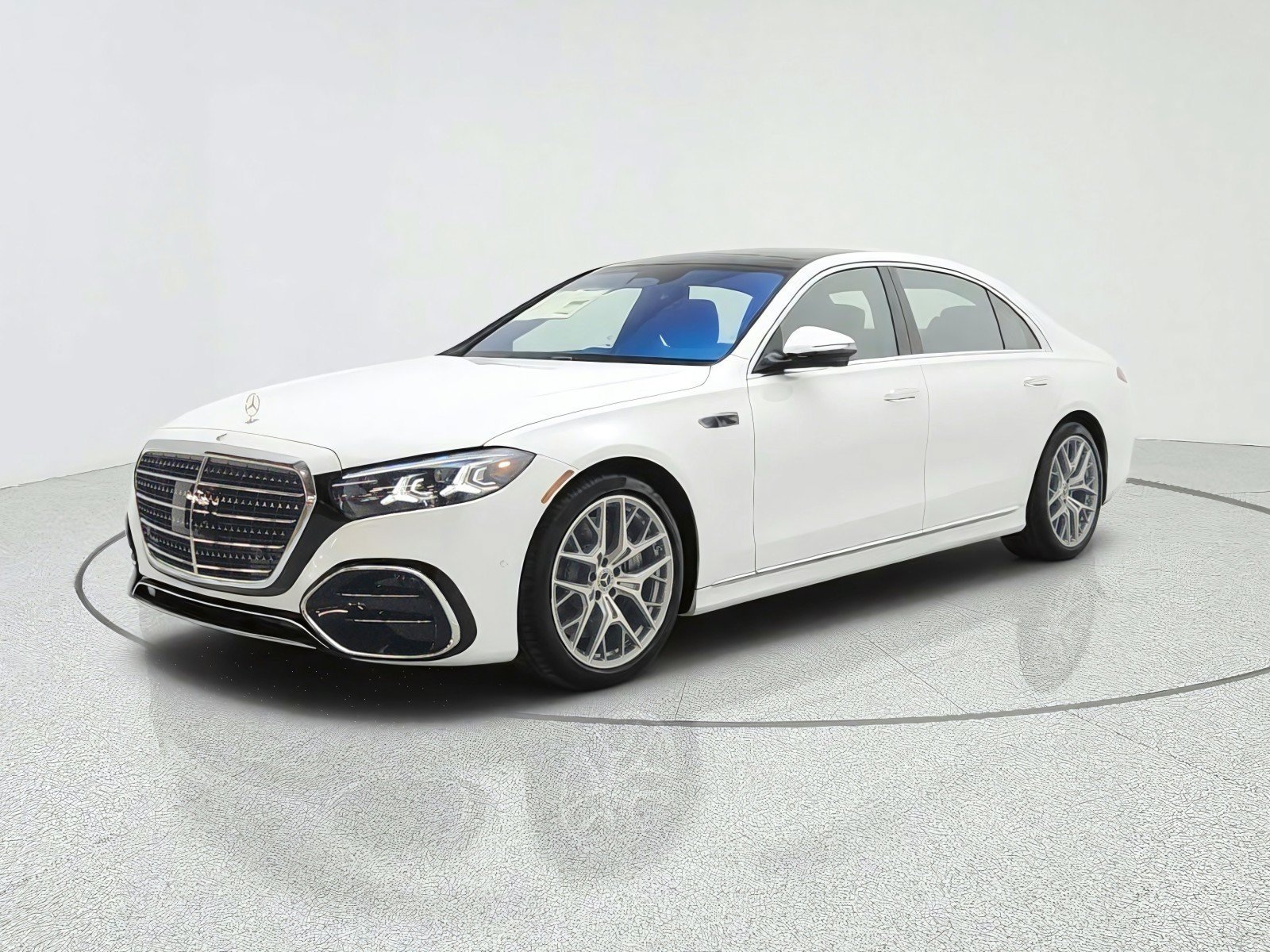 New 2027 MANUFAKTUR Moonlight White Metallic Mercedes-Benz S 580 4MATIC® Sedan image 22