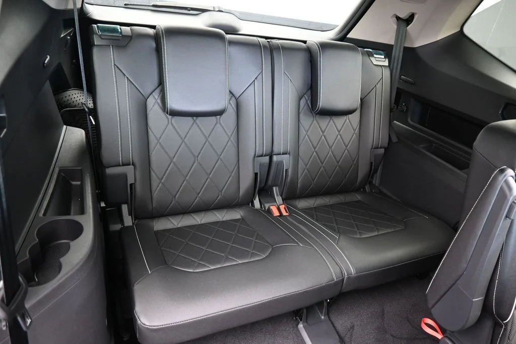 Used 2025 Gray Volkswagen 2.0T SEL Premium R-Line image 42