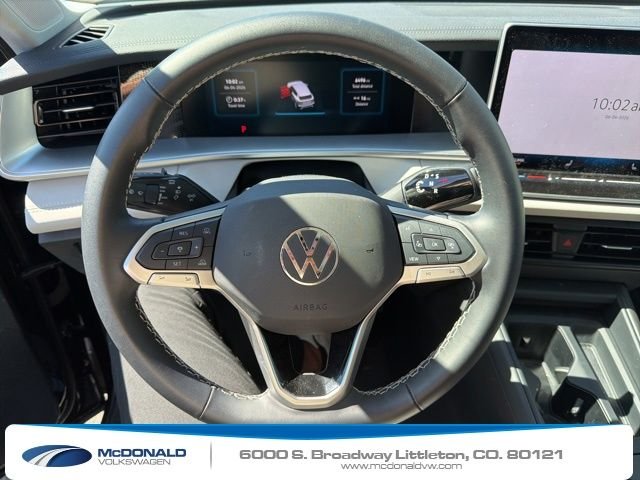 Used 2025 Black Volkswagen 2.0T SE image 5