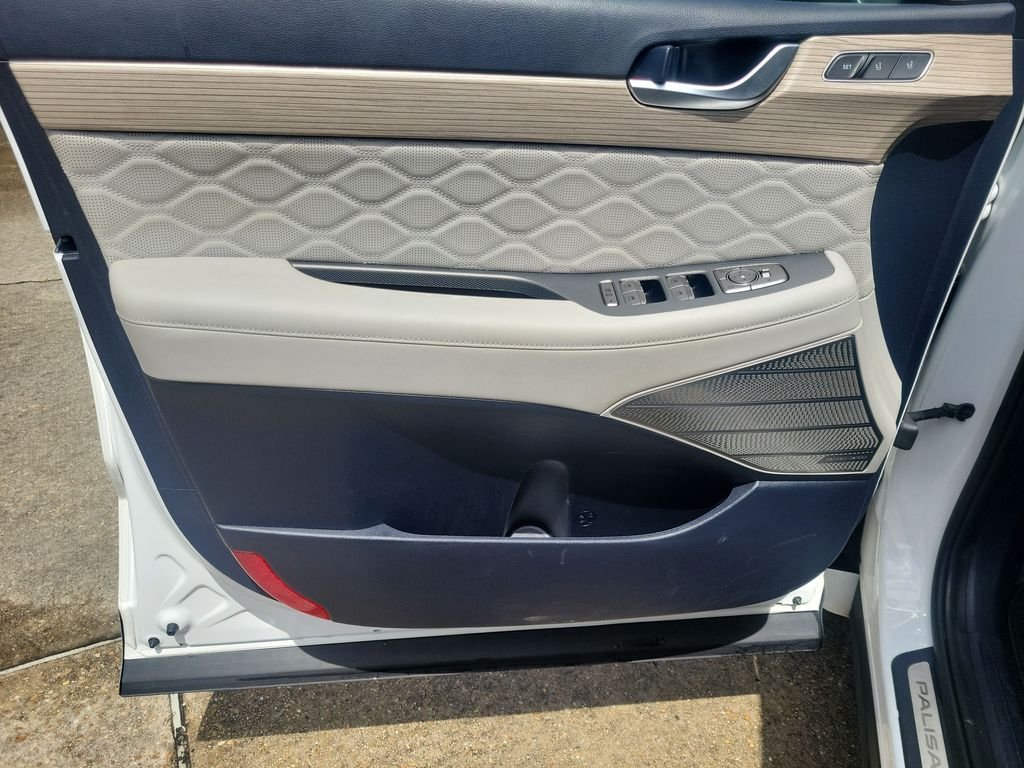 Used 2021 White Hyundai Calligraphy image 12