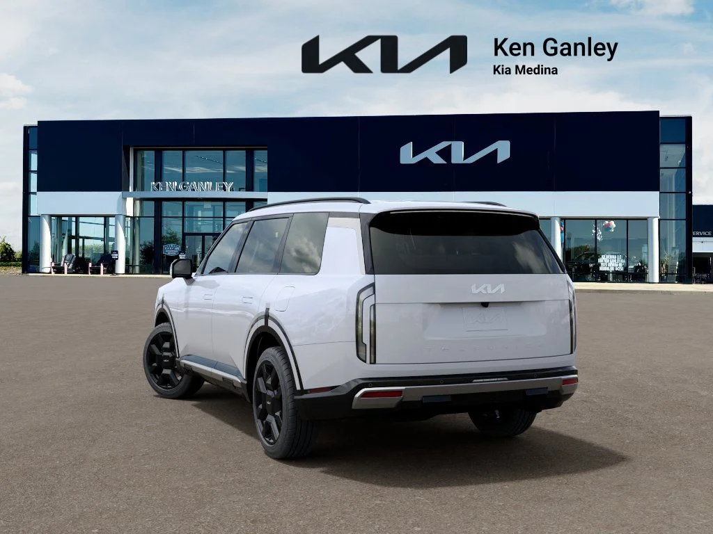 New 2027 Glacial White Pearl Kia SX image 4