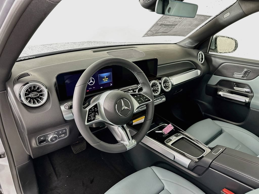 New 2026 Cirrus Silver Metallic Mercedes-Benz GLB 250 image 41