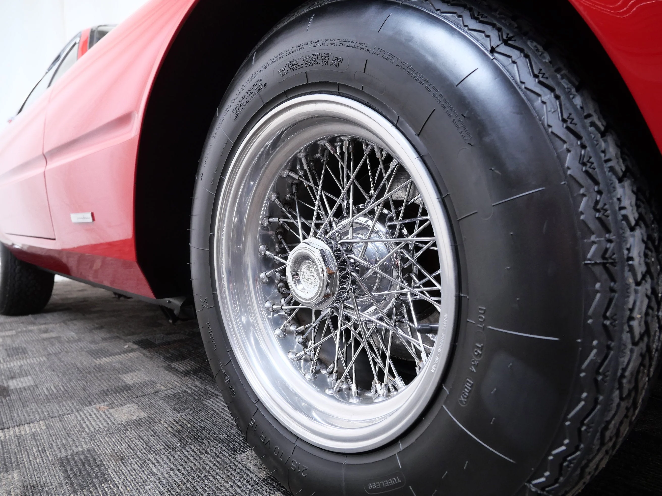 Used 1971 Rosso Chiaro Ferrari  image 12